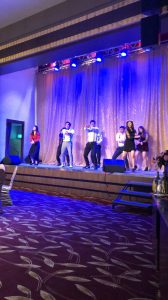 經典pose~ 猜猜跳哪支舞